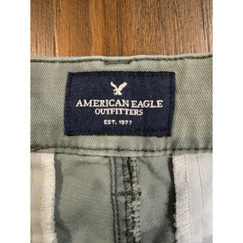 American Eagle Women's 00 twill shorts casual raw frayed hem Boyfriend Stretch